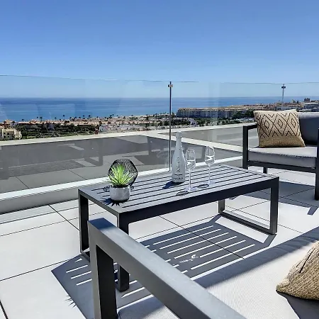 Апартаменты Via Celere 2334 Luxury Sea View Penthouse *